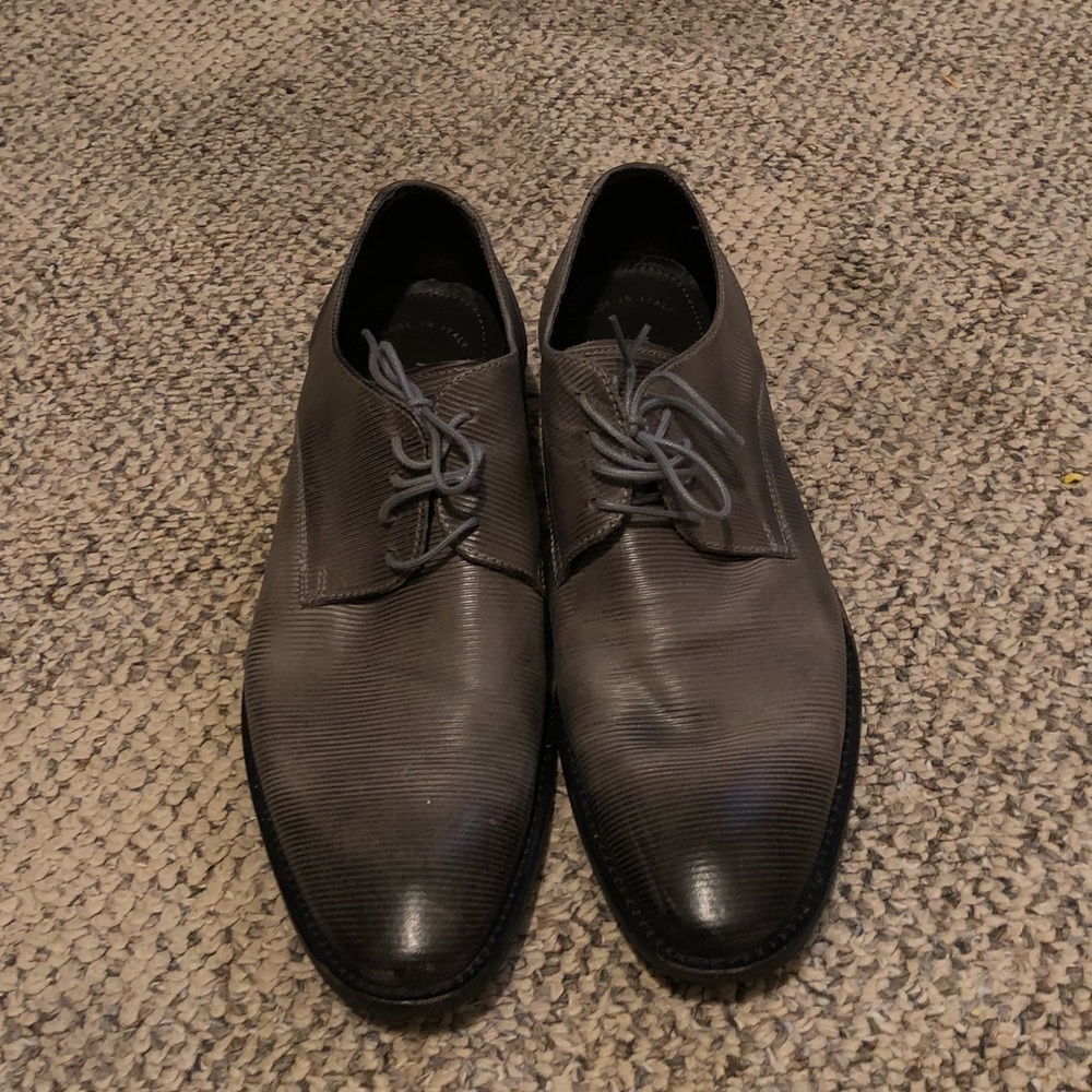 Grey dress shoes